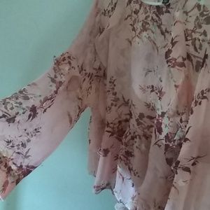 Bell sleeved coral floral top